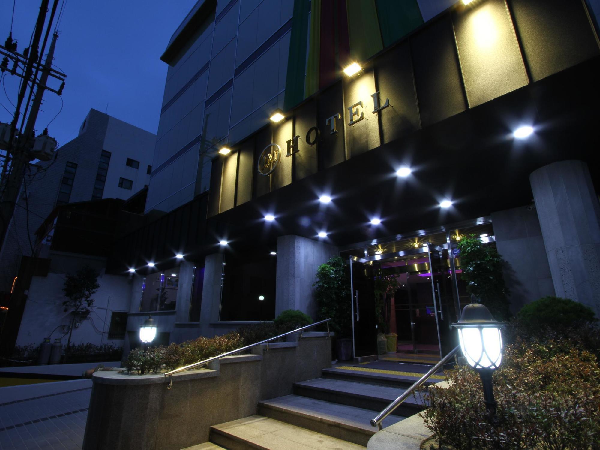 Hotel Jm Jeju Bagian luar foto